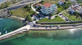 Apartments Vila 4m - Ražanac - 9