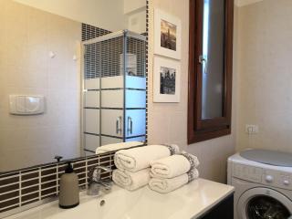 ValeValeHome - home gallery with fully equipped kitchen, reserved parking, big garden - Olbia - 4