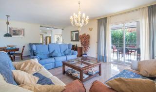 TarracoHomes, Villa Cala Crancs con Piscina Privada y Mesa de Billar - 7