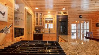 Kingfisher Cove Cabin 2 - 2