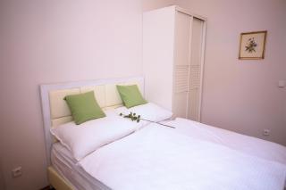 Nove Boutique Apartments - 9