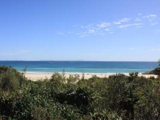 Claytons 5 by Discover Stradbroke - Point Lookout - 9
