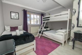 Little Paris - Parking - by Brighton Holiday Lets - Brighton & Hove - 4