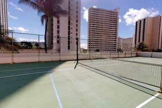 The Banyan Condos - Honolulu - 3