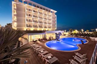 Hotel Ambasciatori - Riccione - 0