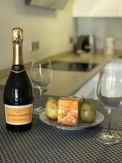 Carlton Riviera Apartment - 8