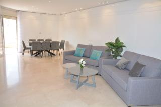 Renovated 3 Bedroom - Residence with Pool next the Beach - 4