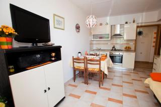 Apartment Vrbnik 8 - Vrbnik - 1