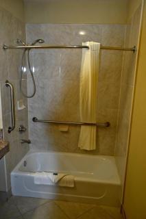 Best Western Plus Mansfield Inn & Suites - 2