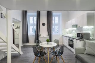 Amazing Flat Opera - Budapest - 8
