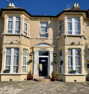 Britannia Inn Hotel - Ilford - 0