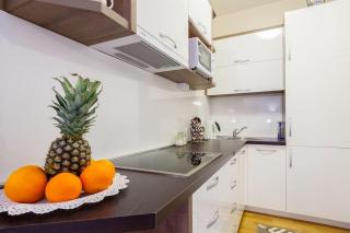 Apt "Budva" with Sea View and Garage Parking - Budva - 9