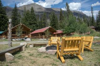 Silver Gate Lodging - Cooke City - 2