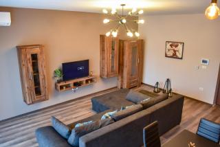 Wood Central Apartment - Timişoara - 7