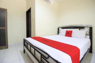 RedDoorz near RS Sarjito Yogyakarta 2 - Yogyakarta - 6