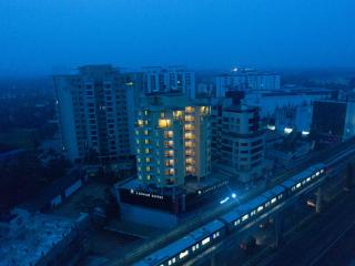 Laimar Suites - Cochin - 9