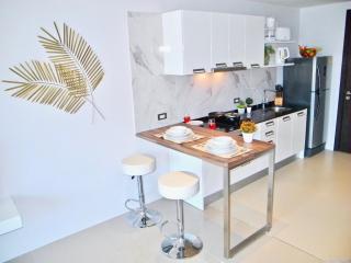 Emerald Terrace: Trendy sea view studio in Patong ! - 8