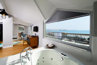 Hotel Poem - Istanbul - 9