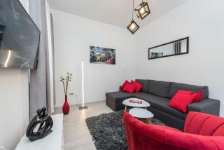 TNT Apartment - 0