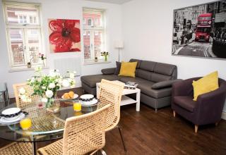 Apt 2, Trafalgar Square 2nd Floor by Indigo Flats - London - 0