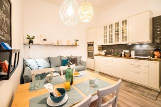 St Stephen Boulevard Apartment Next To Danube - Budapest - 9