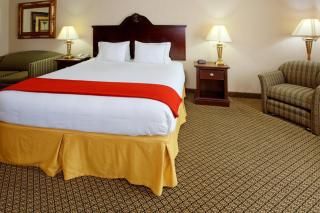 Best Western Medical Center North Inn & Suites Near Six Flags - San Antonio - 2