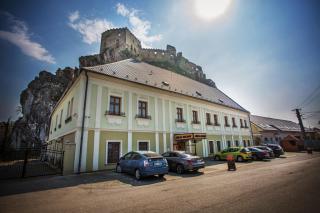 Kúria Beckov - Penzión - 7