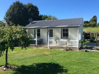 Granny Stringer’s Cottage - 0