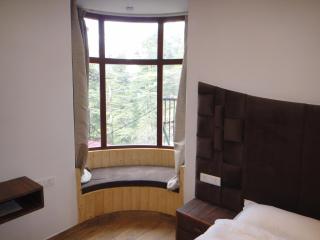 The Hill Crest Inn - 5