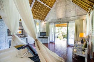 Bay Shore Huts - Nusa Lembongan - 1