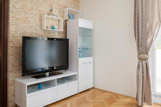 SPLIT APARTMAN free private garage - 9