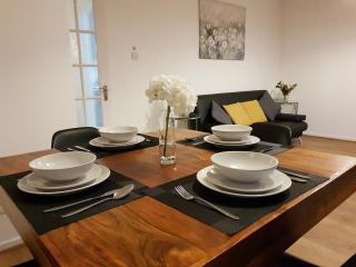 Milton House - Entire 3Bed House FREE WIFI & 4 FREE PARKING Spaces Serviced Accommodation Newcastle UK - Newcastle upon Tyne - 7