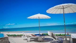 Nern Chalet Beachfront Hotel - 8
