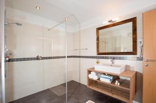 Hotel Gasthof Weiherbad - Villabassa - 6