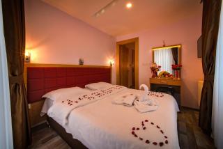 Gulhane Corner Hotel - 1