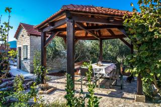 Home Away from home with outdoor pool, botanical garden and a beautiful sea view - Kaštela - 3