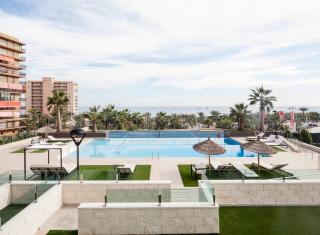 Great Views First Line Teleworkers and Families Unforgetable Apartment - 0