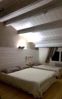LOGIS HOTEL L' Auberge d'Uzes - Uzès - 5