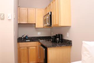 Stylish Downtown Studio in the South End, C. Ave #1 - Boston - 4