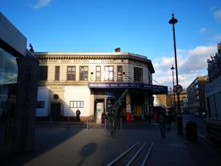 Venus 218 flat 4 at Marble Arch - London - 1