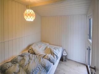 Three-Bedroom Holiday Home In Allingabro - 3