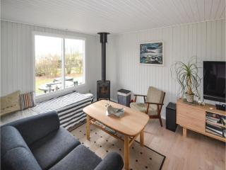 Three-Bedroom Holiday Home In Allingabro - Allingåbro - 1