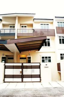 Shamrock Seaview 11 Villa - Batu Ferringhi - 1