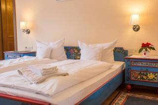 Hotel Hirsch - Bad Peterstal - 1