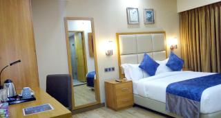 Days Hotel Dhaka - Dhaka - 4