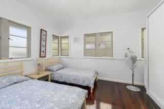 Herb's Hideaway, 11 Belmore Street - Crescent Head - 2