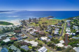 Whitecaps, 26 East Street - Crescent Head - 2