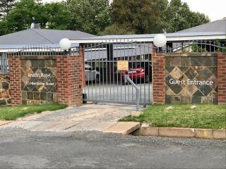 Anathi Hotel - Kokstad - 7