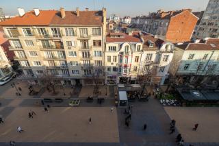 Vitosha Blvd Luxury 2-Bedroom, 2-Bathroom with Balcony - Sofia - 5