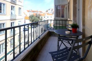 Mouraria House Central and Quiet with a Balcony - Lisbona - 9
